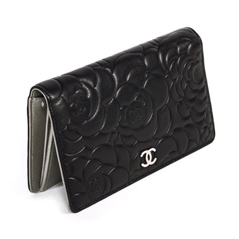 camelia wallet chanel